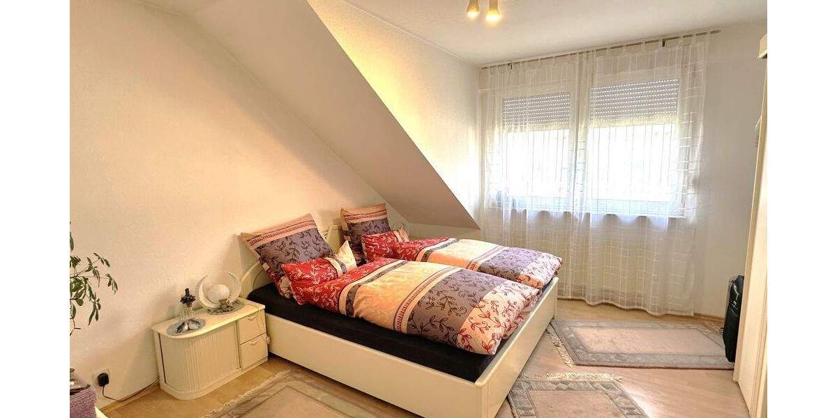 Etagenwohnung Gelsenkirchen Beckhausen - 3 Zimmer, 80 m&sup2;, 198.000&euro; | Angebot:25899701