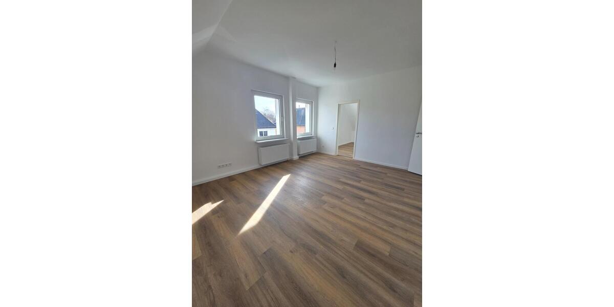 Dachgeschoßwohnung Witten Heven - 2 Zimmer, 61 m&sup2;, 550&euro; | Angebot:25613546