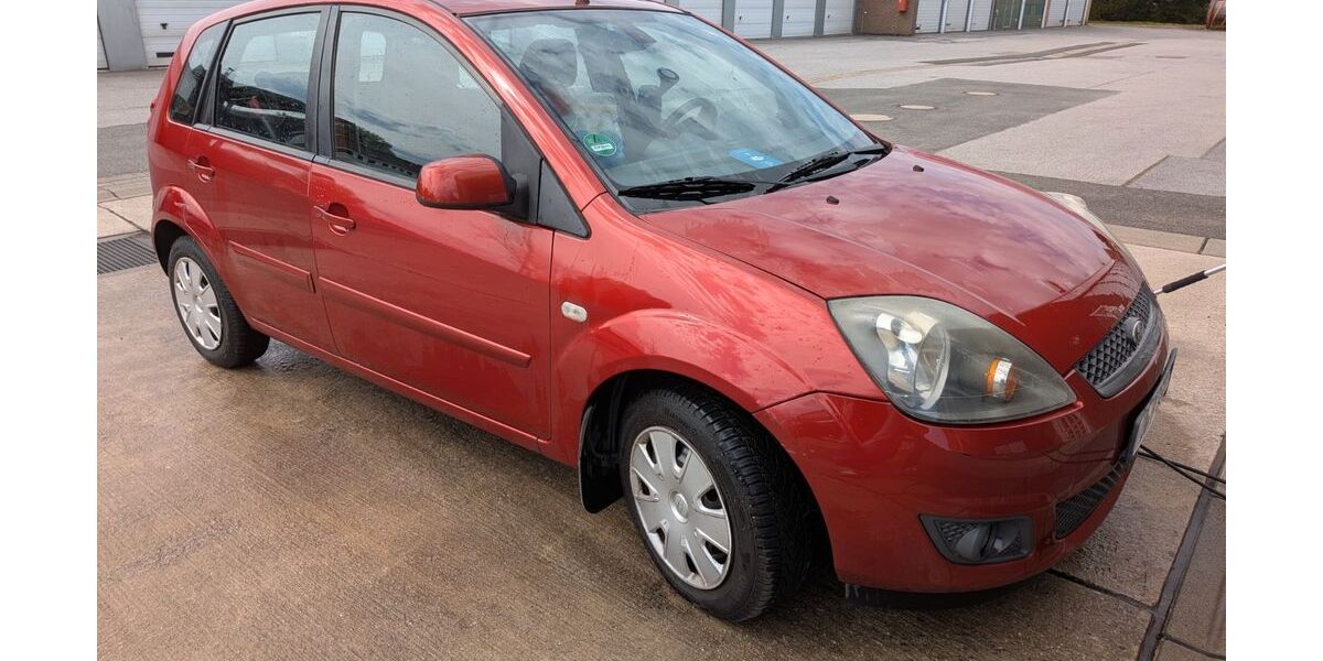 Ford Fiesta 226.000 km 1.200 &euro; Velbert 42549