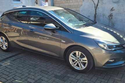 Opel Astra 82.000 km 12.000 &euro; Marl 45772