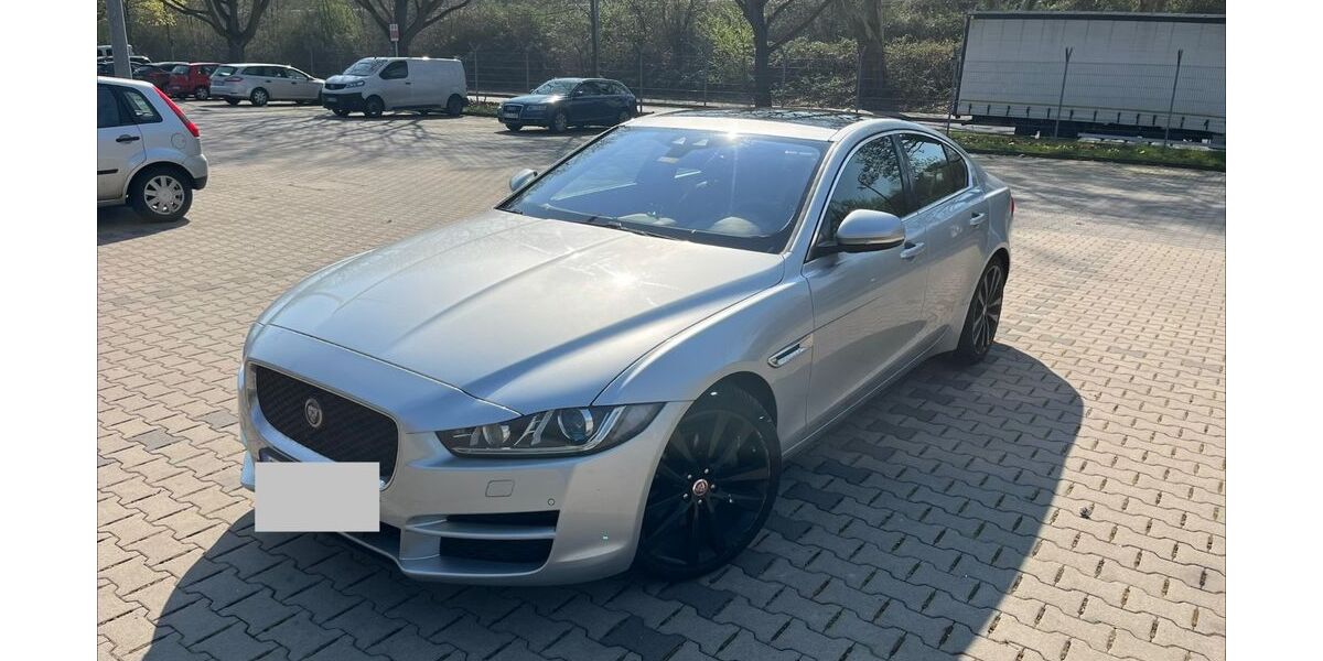 Jaguar XE 191.500 km 9.500 &euro; Essen 45127