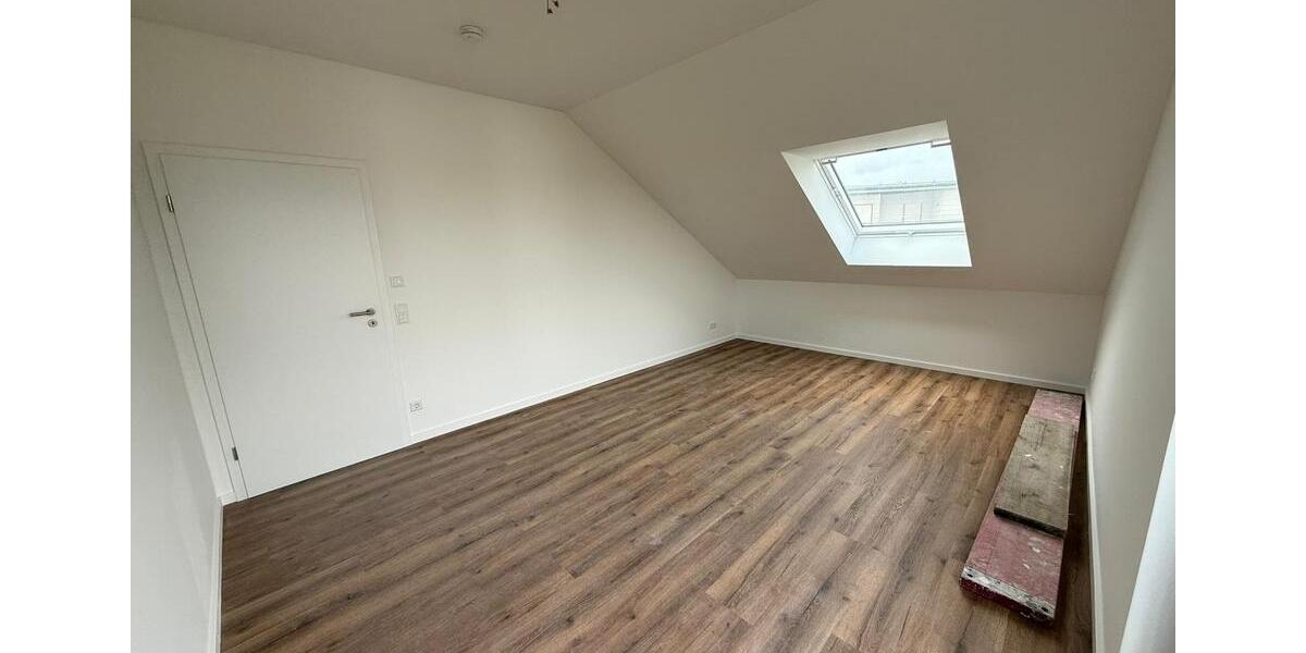 Dachgeschoßwohnung Dorsten Altstadt - 2 Zimmer, 71 m&sup2;, 995&euro; | Angebot:25216105