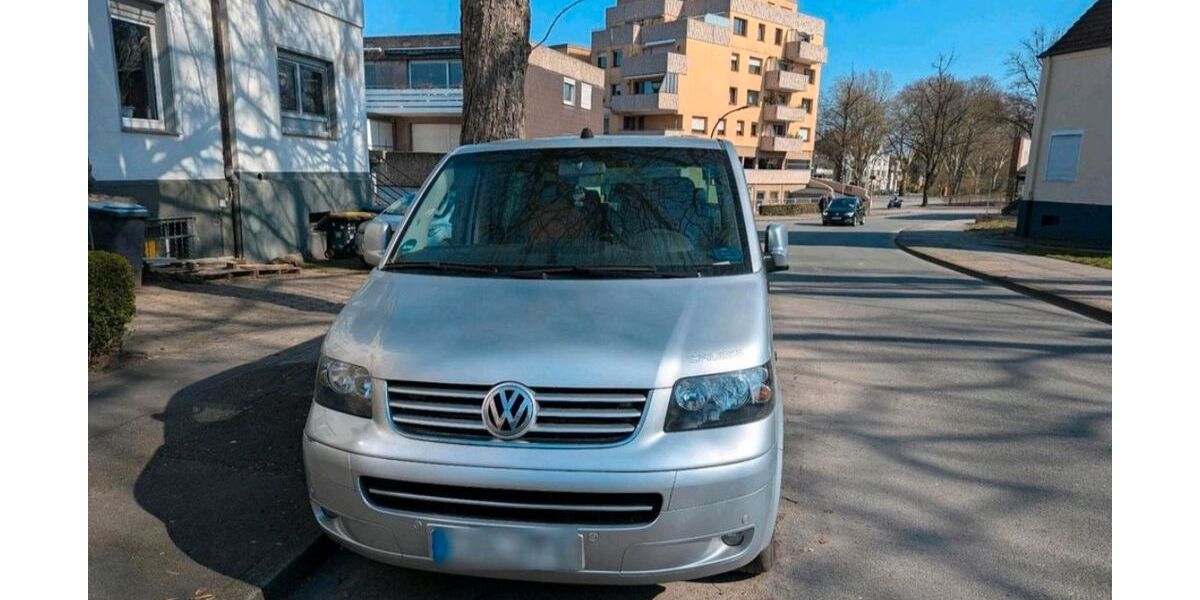 VW T5 Multivan 355.000 km 5.750 &euro; Waltrop 45731