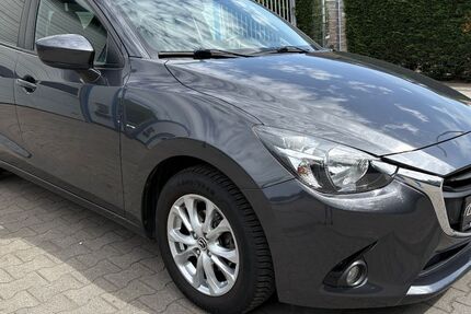 Mazda 2 59.000 km 11.990 &euro; Oer-Erkenschwick 45739