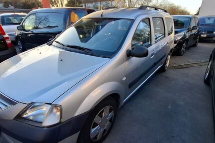 Dacia Logan 173.400 km 2.490 &euro; Dortmund 44339