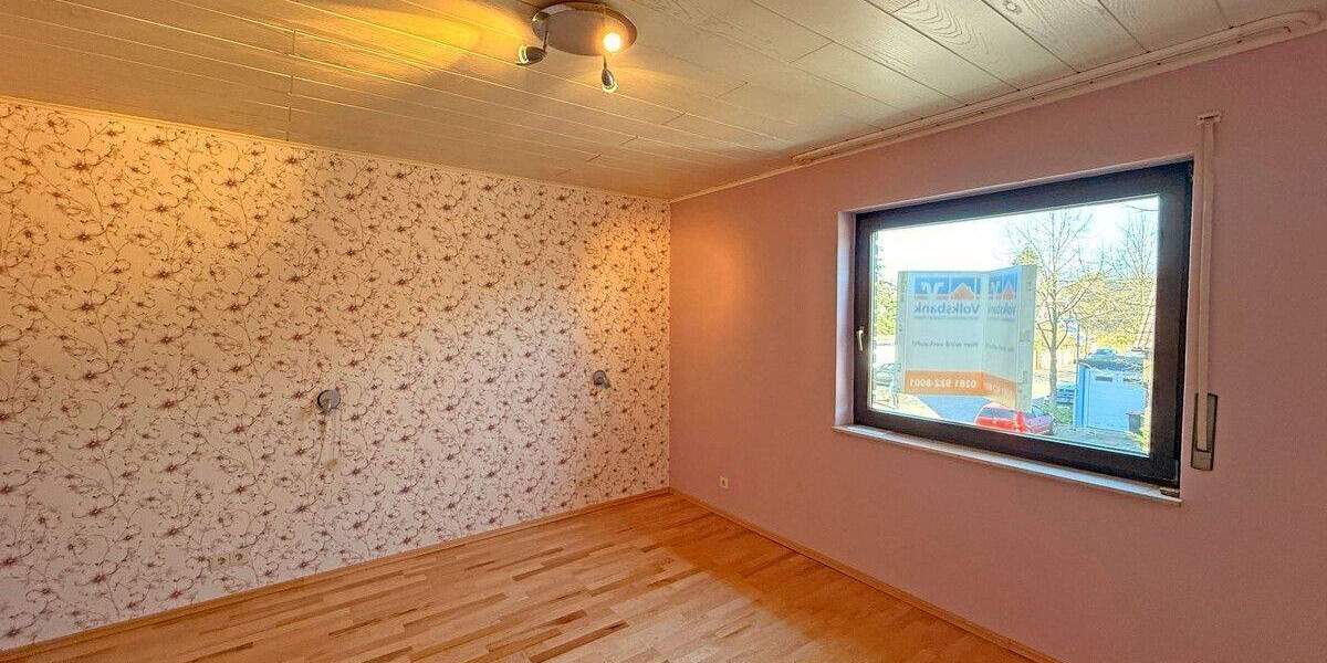 Etagenwohnung Dinslaken Bruch - 4 Zimmer, 115 m&sup2;, 259.000&euro; | Angebot:25684457