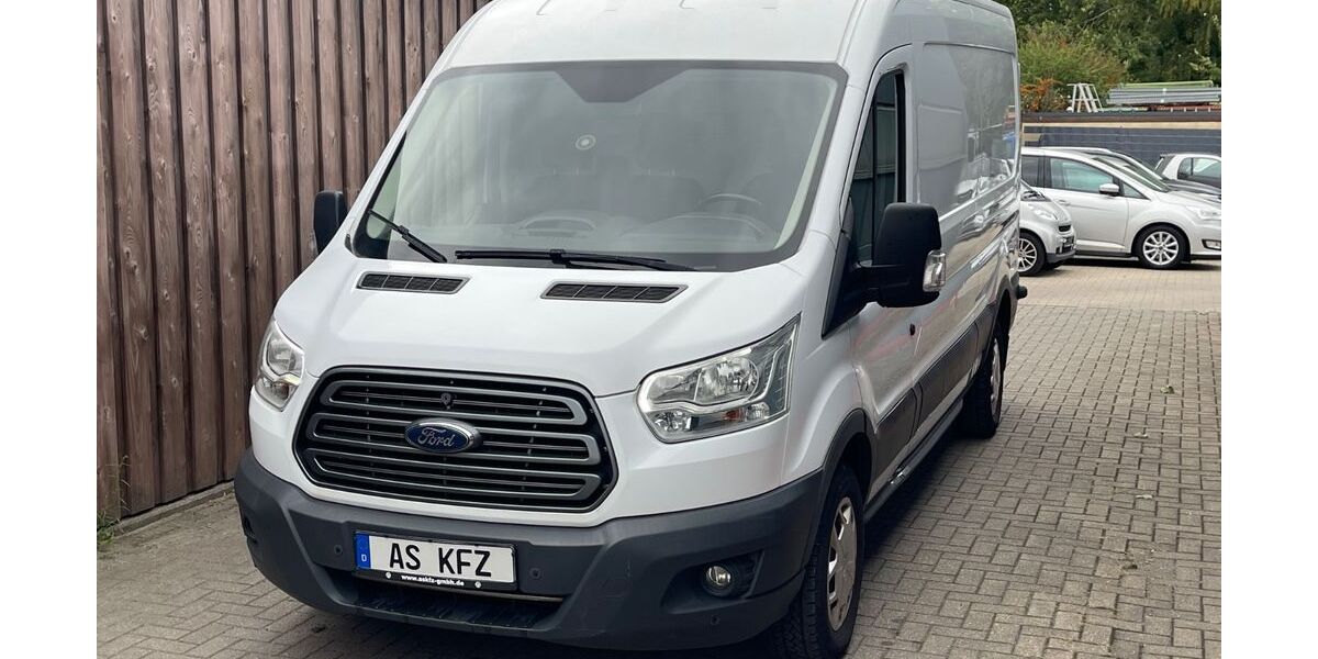 Ford Transit 131.802 km 13.990 &euro; Castrop-Rauxel 44579