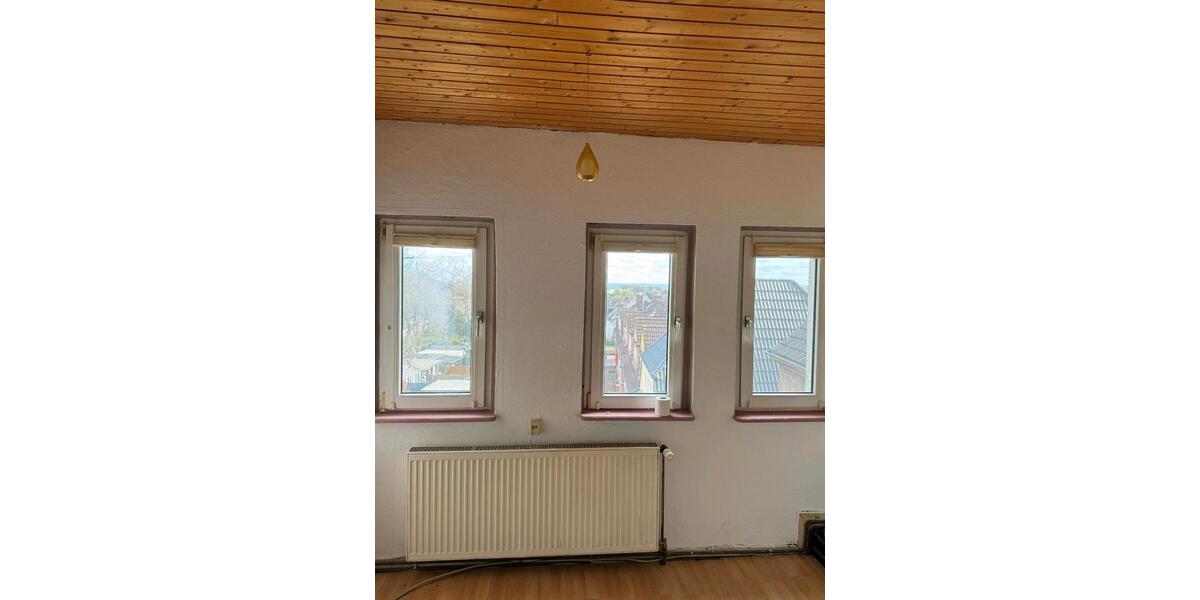 Dachgeschoßwohnung Gladbeck - 1 Zimmer, 65 m&sup2;, 550&euro; | Angebot:26233305
