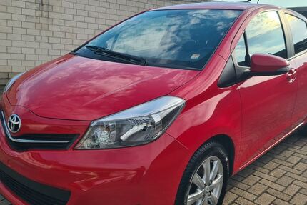 Toyota Yaris 234.402 km 3.490 &euro; Essen 45309