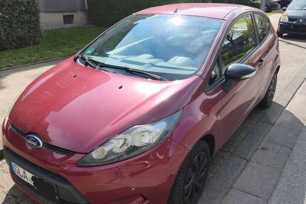 Ford Fiesta 142.381 km 1.900 &euro; Gladbeck 45966