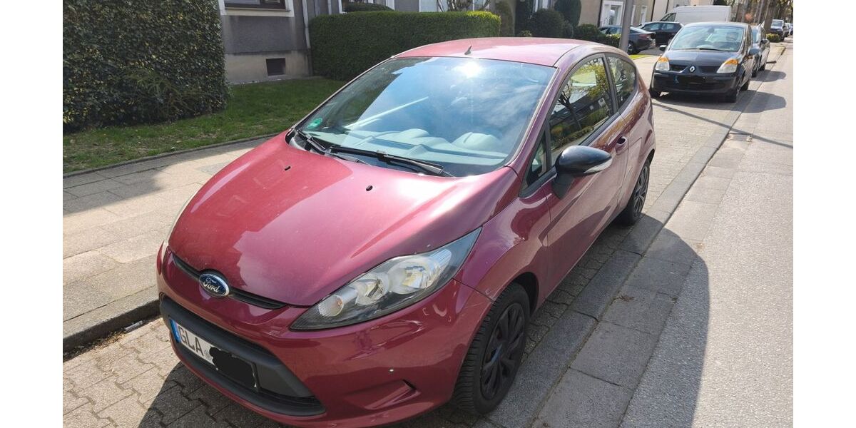 Ford Fiesta 142.381 km 1.900 &euro; Gladbeck 45966