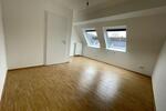 Dachgeschoßwohnung Essen Stadtbezirk IV - 3 Zimmer, 80 m&sup2;, 844&euro; | Angebot:25920220