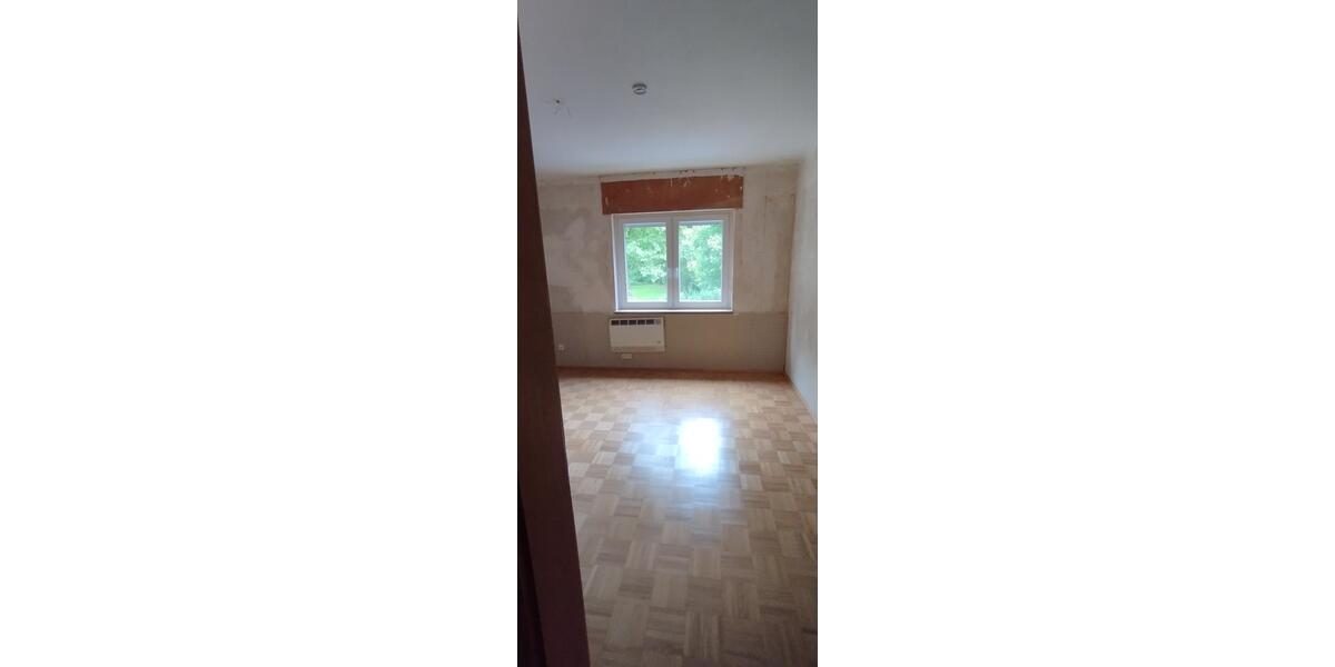Erdgeschoßwohnung Essen Stadtbezirk VII - 2.5 Zimmer, 55 m&sup2;, 550&euro; | Angebot:25417068