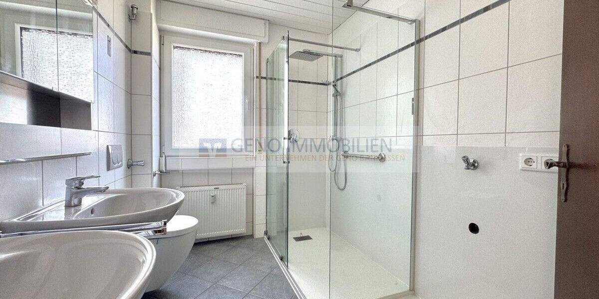Etagenwohnung Essen Überruhr-Holthausen - 3 Zimmer, 92 m&sup2;, 195.000&euro; | Angebot:25822449