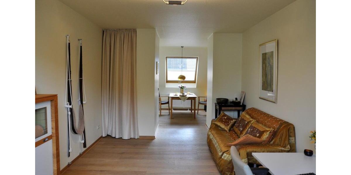 Dachgeschoßwohnung Essen Stadtbezirk II - 1 Zimmer, 42 m&sup2;, 630&euro; | Angebot:26634212