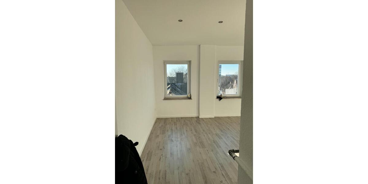 Dachgeschoßwohnung Recklinghausen - 2.5 Zimmer, 65 m&sup2;, 620&euro; | Angebot:26041020