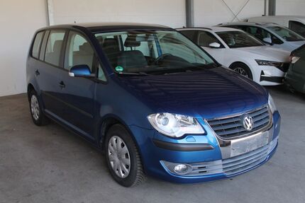 VW Touran 63.000 km 4.950 &euro; Essen 45136