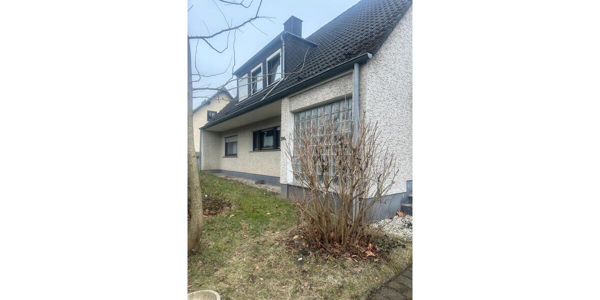 Etagenwohnung Dortmund Mengede - 3 Zimmer, 90 m&sup2;, 1.300&euro; | Angebot:25280119