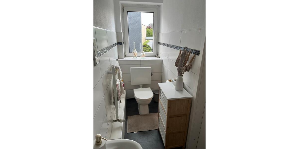 Doppelhaushälfte Essen Stadtbezirk VI - 6 Zimmer, 130 m&sup2;, 320.000&euro; | Angebot:27048369