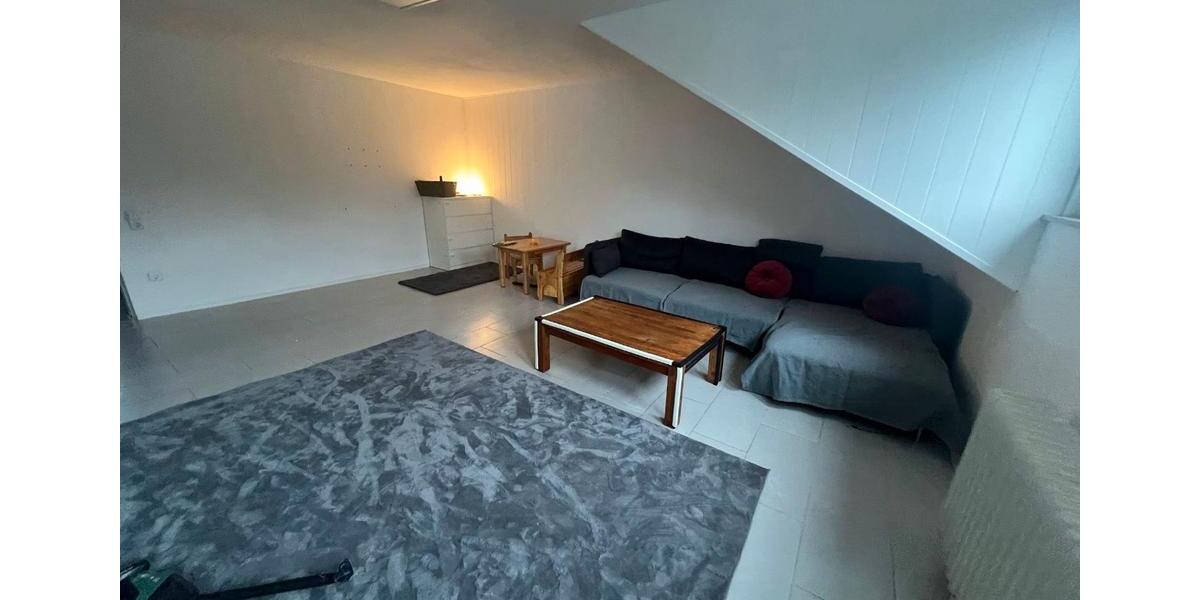 Dachgeschoßwohnung Sprockhövel - 3 Zimmer, 76 m&sup2;, 569&euro; | Angebot:26561763