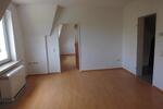 Dachgeschoßwohnung Dortmund Huckarde - 2.5 Zimmer, 50 m&sup2;, 400&euro; | Angebot:26700905