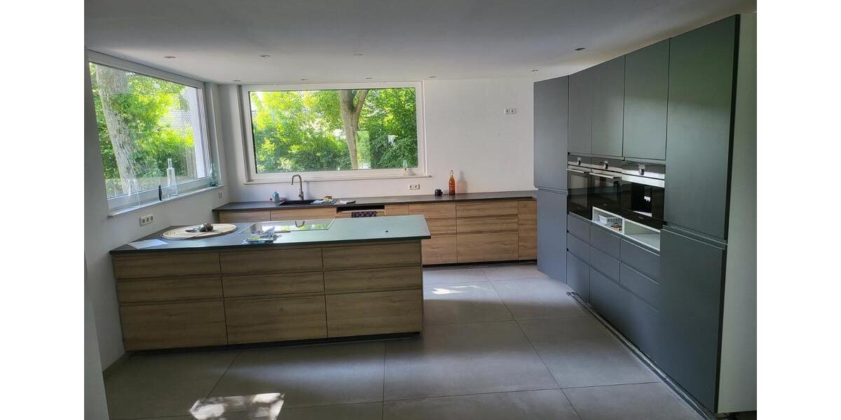 Villa Waltrop - 7 Zimmer, 243 m&sup2;, 685.000&euro; | Angebot:23847235