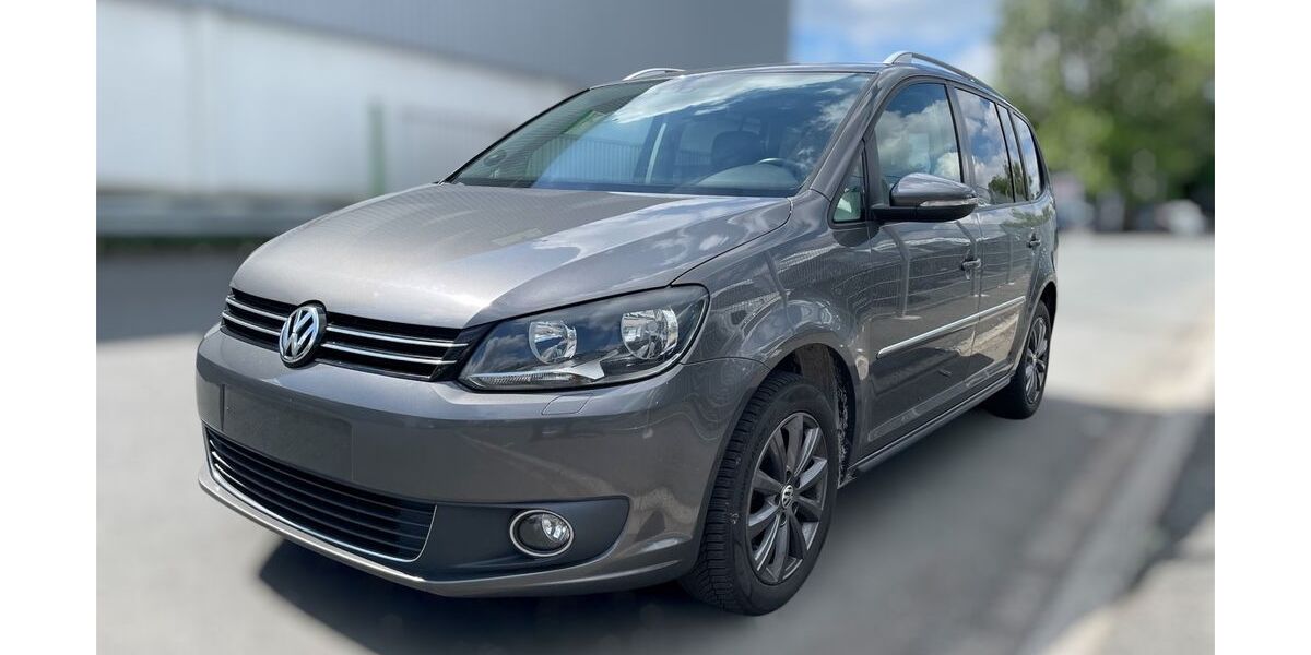 VW Touran 210.000 km 8.500 &euro; Essen 45309