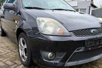 Ford Fiesta 120.423 km 2.999 &euro; Bochum 44869
