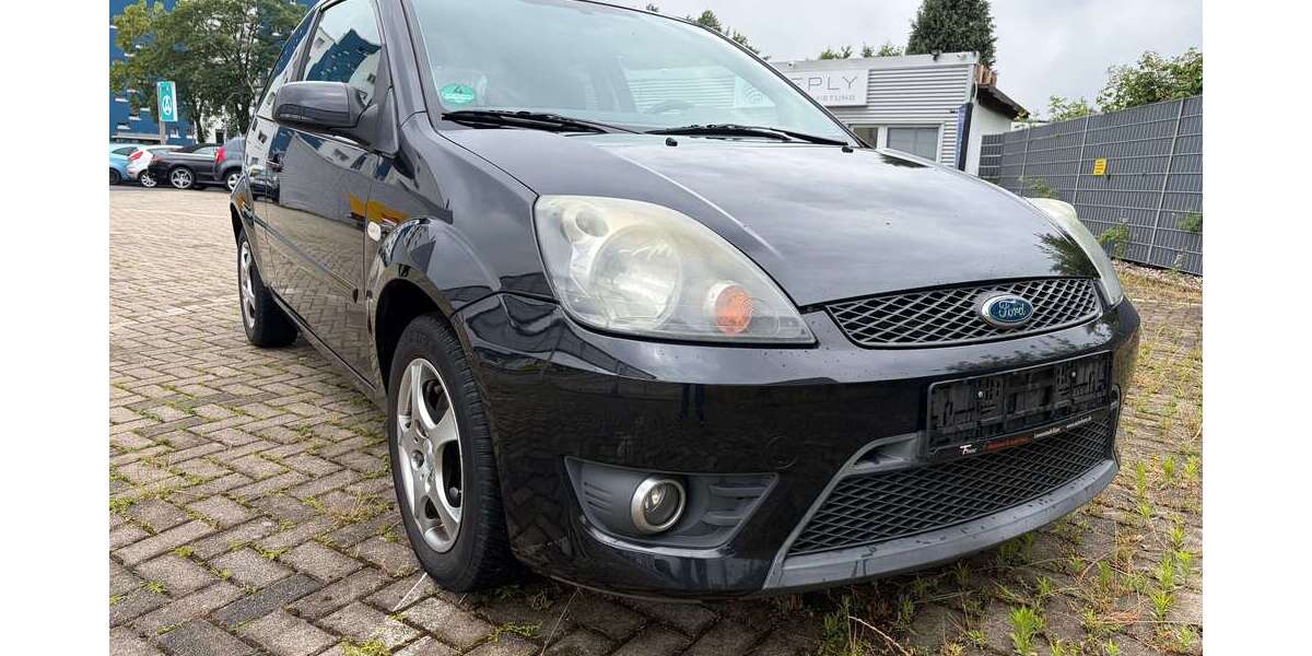 Ford Fiesta 120.423 km 2.999 &euro; Bochum 44869