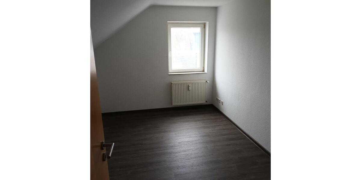 Dachgeschoßwohnung Velbert Velbert-Mitte - 2.5 Zimmer, 60 m&sup2;, 525&euro; | Angebot:25637351