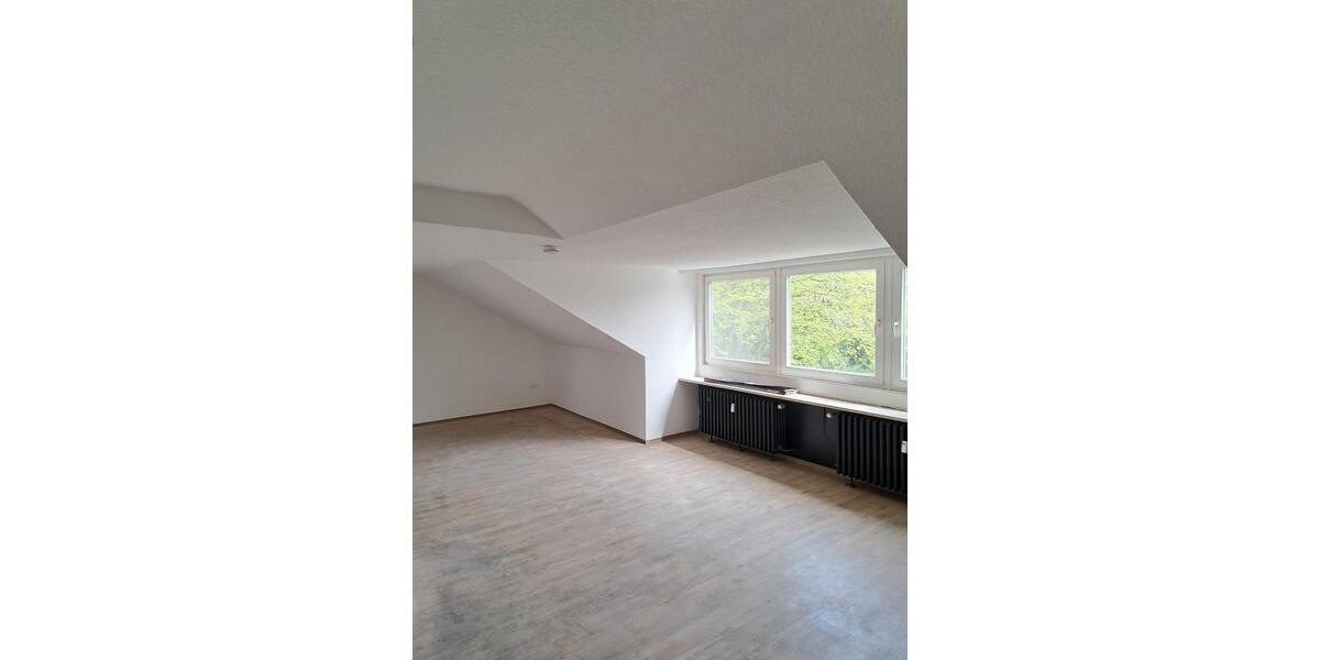 Dachgeschoßwohnung Essen Stadtbezirk IV - 2 Zimmer, 62 m&sup2;, 465&euro; | Angebot:26560437