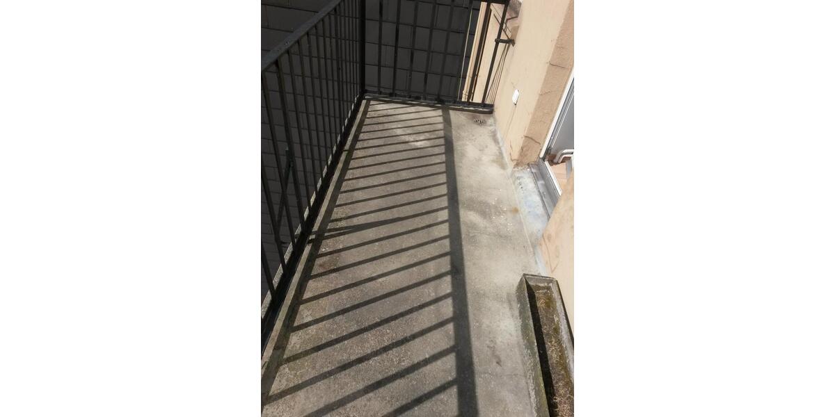 Etagenwohnung Bochum - 5 Zimmer, 126 m&sup2;, 1.200&euro; | Angebot:25391632