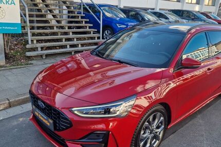 Ford Focus 28.014 km 18.555 &euro; Essen 45307