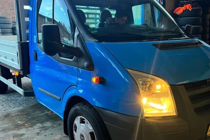 Ford Transit 87.000 km 10.700 &euro; Bottrop 46238