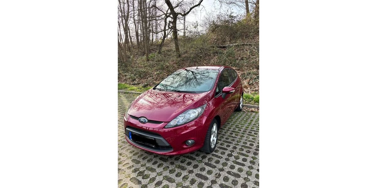 Ford Fiesta 152.500 km 2.700 &euro; Mülheim an der Ruhr 45481