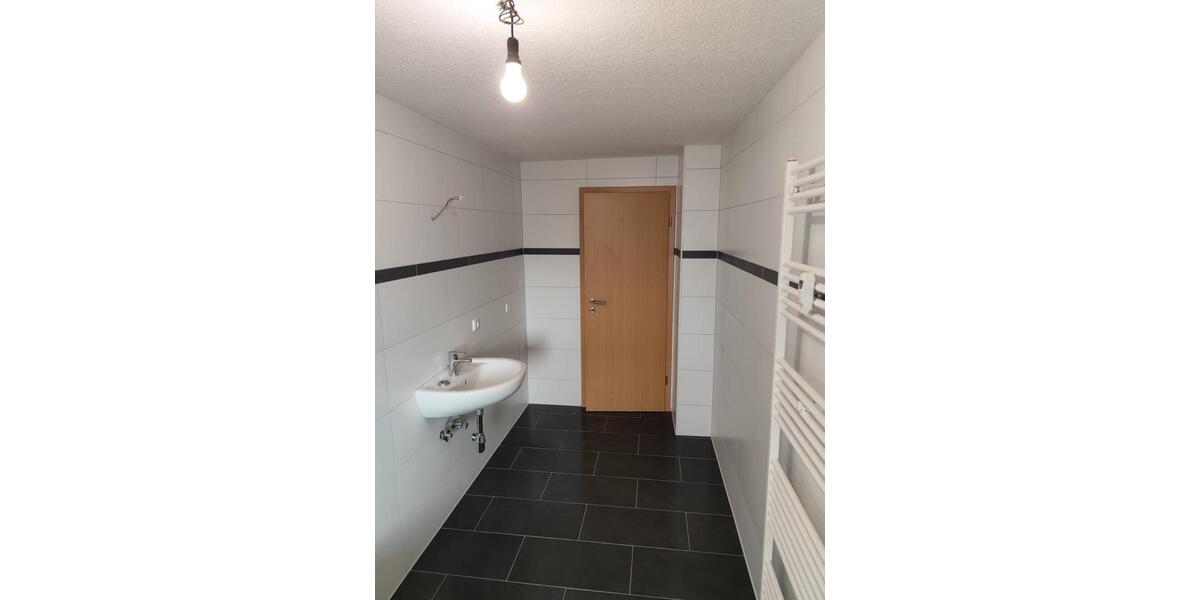 Dachgeschoßwohnung Gelsenkirchen Gelsenkirchen-Mitte - 3 Zimmer, 73 m&sup2;, 540&euro; | Angebot:26049212