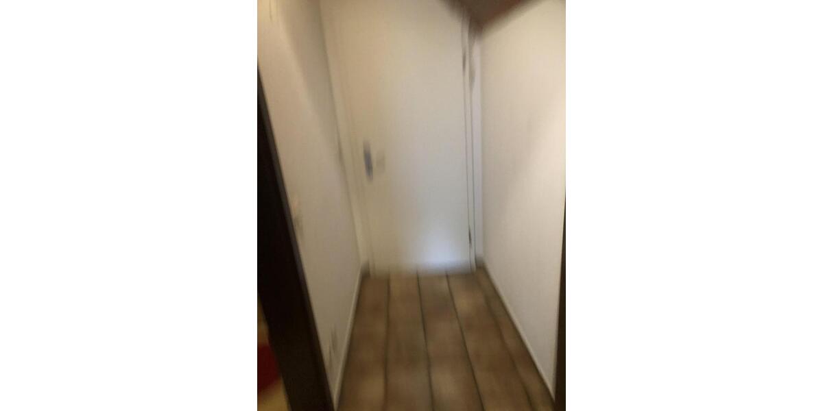 Dachgeschoßwohnung Oberhausen Biefang - 1 Zimmer, 35 m&sup2;, 350&euro; | Angebot:26661769