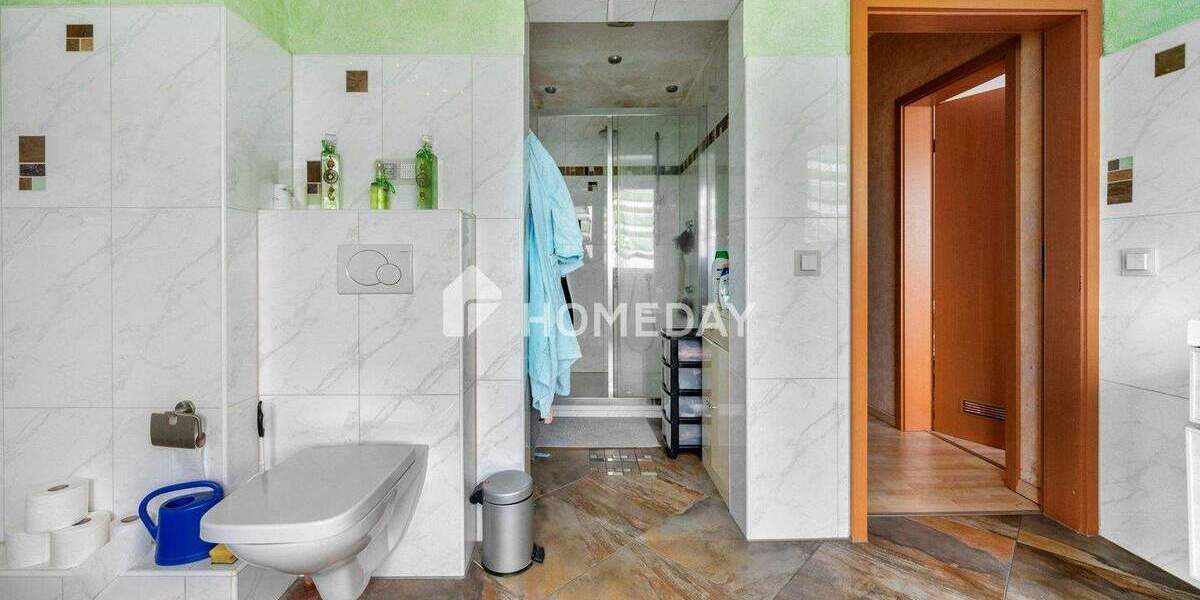 Etagenwohnung Bochum Hamme - 5 Zimmer, 116 m&sup2;, 239.000&euro; | Angebot:25691045