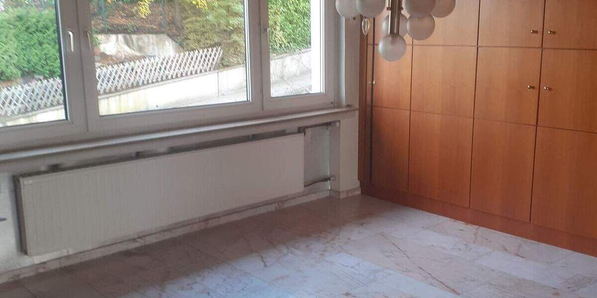 Mehrfamilienhaus, Wohnhaus Essen Burgaltendorf - 5 Zimmer, 156 m&sup2;, 590.000&euro; | Angebot:25683402