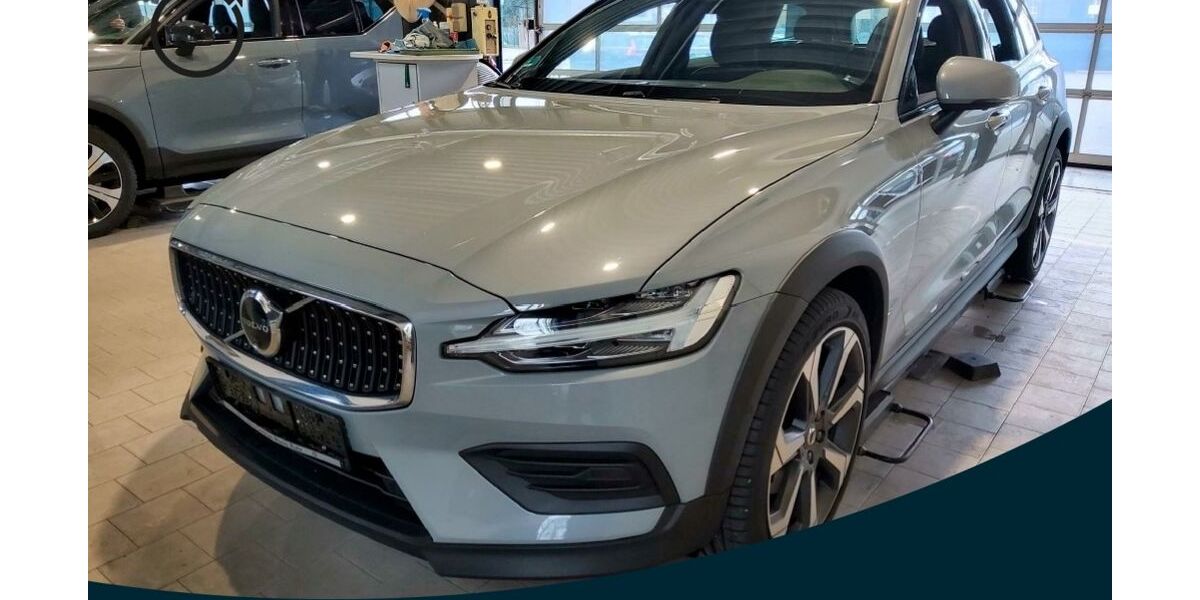 Volvo V60 Cross Country 36.662 km 37.990 &euro; Essen-Kray 45309