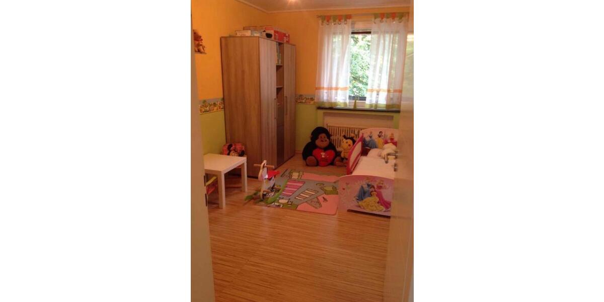 Etagenwohnung Dinslaken Hiesfeld - 4.5 Zimmer, 93 m&sup2;, 230.000&euro; | Angebot:26754388