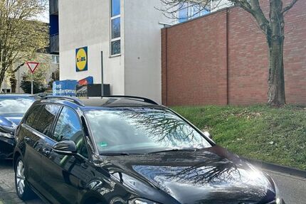 VW Golf 195.000 km 8.900 &euro; Essen 45276