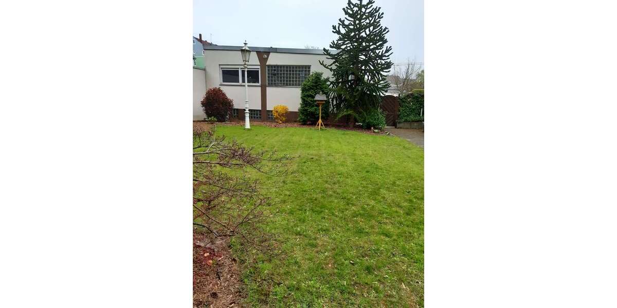 Etagenwohnung Essen Stadtbezirk V - 3 Zimmer, 185 m&sup2;, 1.400&euro; | Angebot:23464960