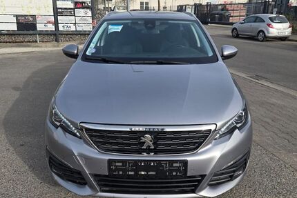 Peugeot 308 97.000 km 7.990 &euro; Gelsenkirchen 45884