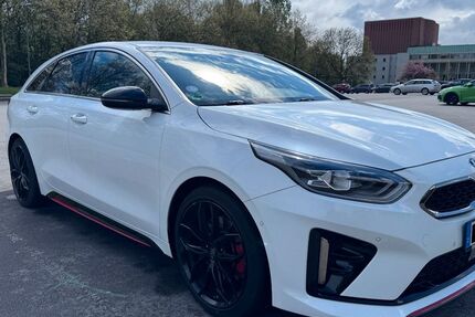 Kia pro ceed / ProCeed 97.966 km 20.200 &euro; Lünen 44532