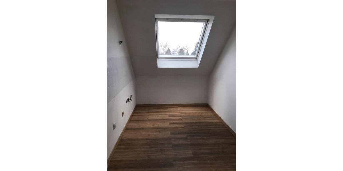 Dachgeschoßwohnung Dortmund Hörde - 1.5 Zimmer, 43 m&sup2;, 125.000&euro; | Angebot:26235883