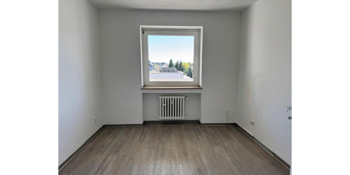 Etagenwohnung Hattingen Niederbonsfeld - 4 Zimmer, 81 m&sup2;, 759&euro; | Angebot:26627551