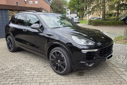 Porsche Cayenne 209.000 km 24.800 &euro; Bochum 44892