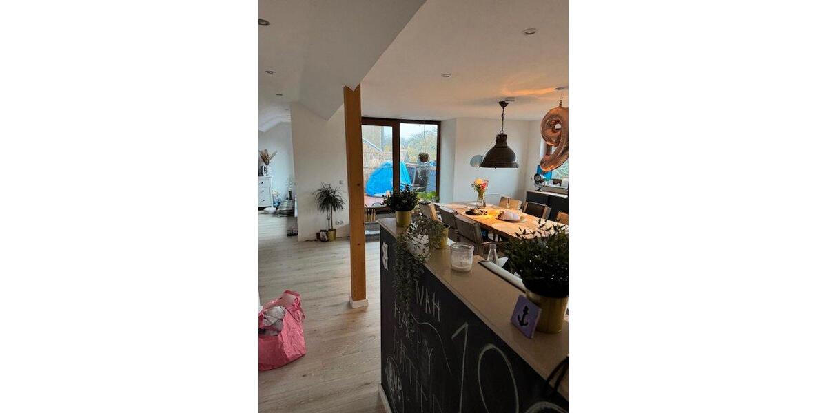 Dachgeschoßwohnung Bochum Werne - 4 Zimmer, 135 m&sup2;, 1.350&euro; | Angebot:25971236