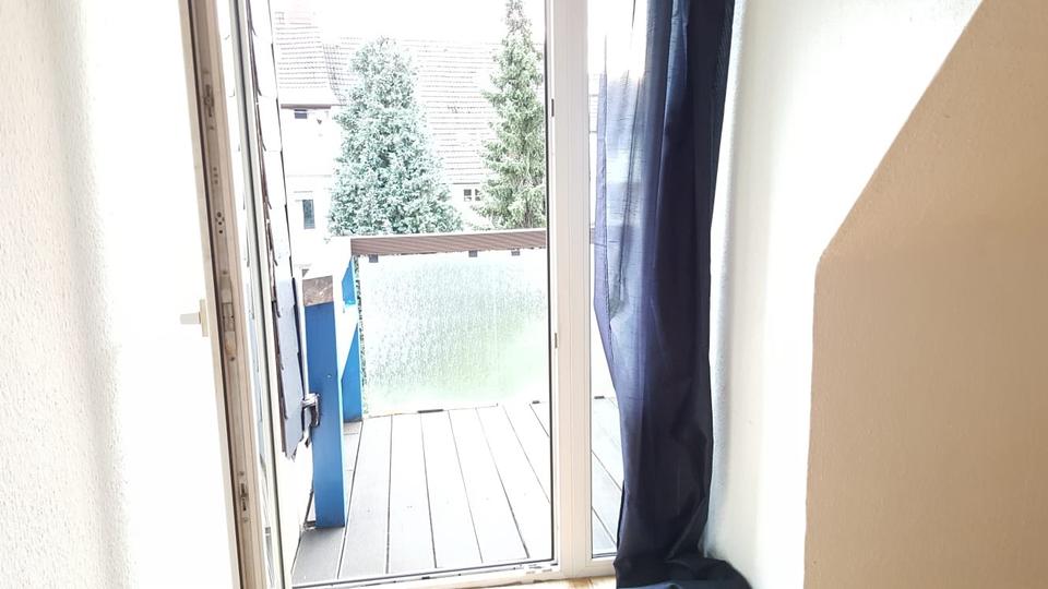 Dachgeschoßwohnung Essen Stadtbezirk III - 2 Zimmer, 49 m&sup2;, 409&euro; | Angebot:26044669